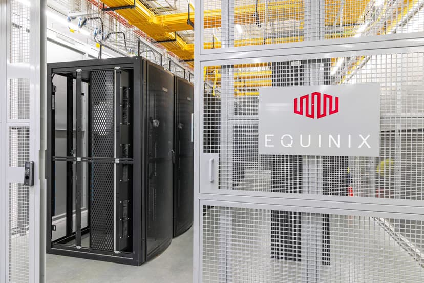 Equinix data center server room with rack-mounted servers used for forex VPS co-location to achieve sub-1ms broker latency